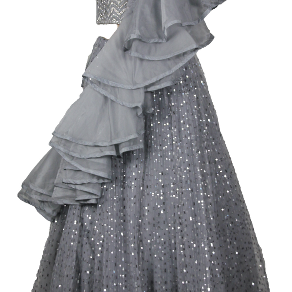 AKIRA Embroidered tassel blouse with ruffle layer lehenga – VERVE & VOGUE